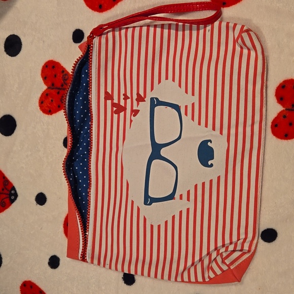 Handbags - Cute dog wristlet